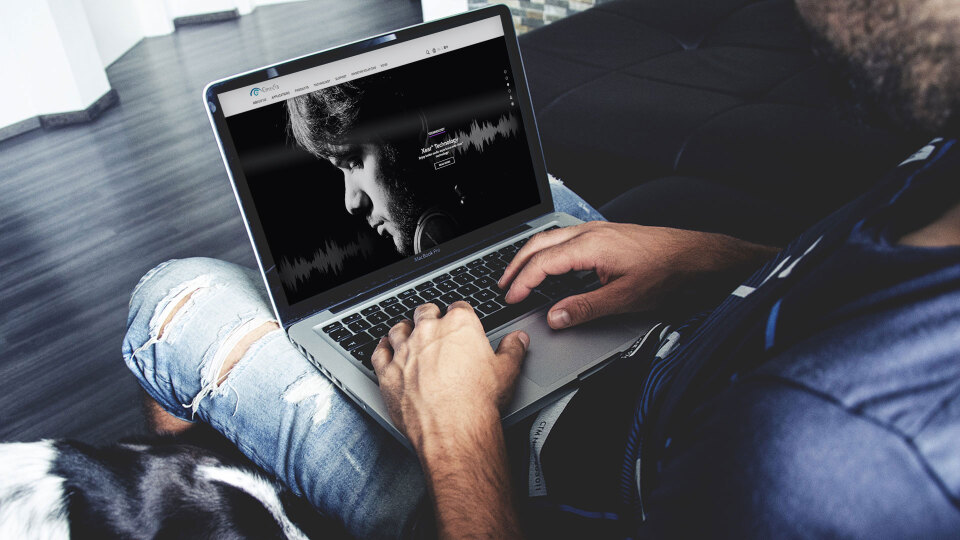 驊訊電子官方網站全新改版 